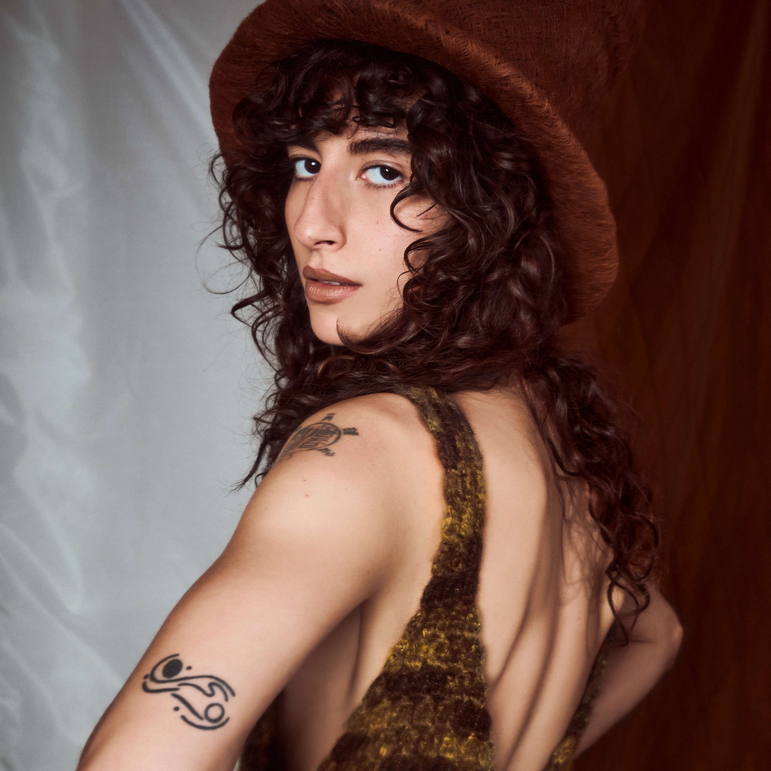Chapeau en fibre de palmier – Image 14